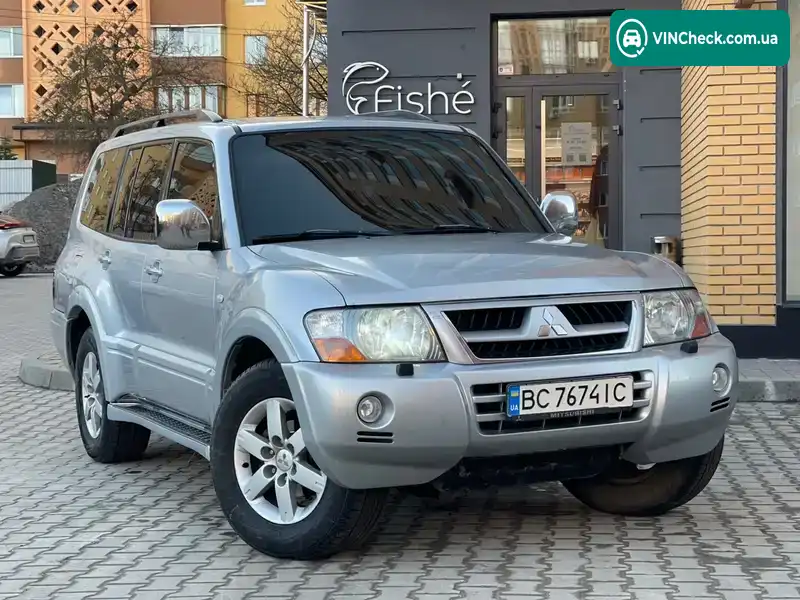 Mitsubishi Pajero 2004, фото з оголошення 1 з 21, VIN JMBLYV75W5J000291