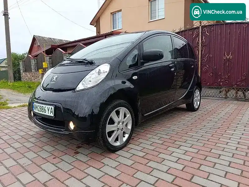 Peugeot iOn 2012, фото з оголошення 1 з 18, VIN VF31NZKZZCU804187