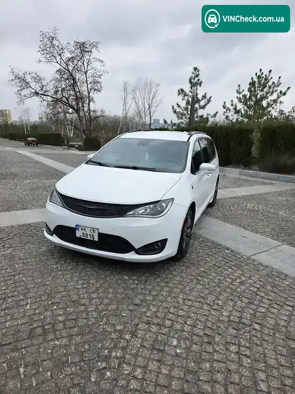 Chrysler Pacifica 2019, фото з оголошення 2 з 18, VIN 2C4RC1N77LR146819