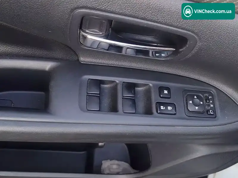 Mitsubishi Outlander 2012, фото з оголошення 2 з 15, VIN JMBXLGF6WDZ401037
