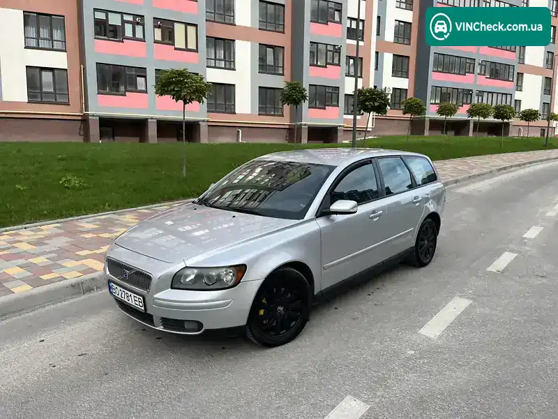 Volvo V50 2004, фото з оголошення 2 з 21, VIN YV1MW664952040577