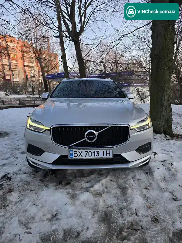 Volvo XC60 2018, фото з оголошення 2 з 19, VIN LYV102DK6KB187021