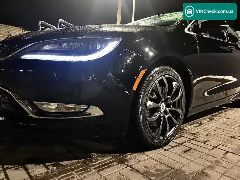 Chrysler 200 2014, фото з оголошення 1 з 20, VIN 1C3CCCCG8FN509817