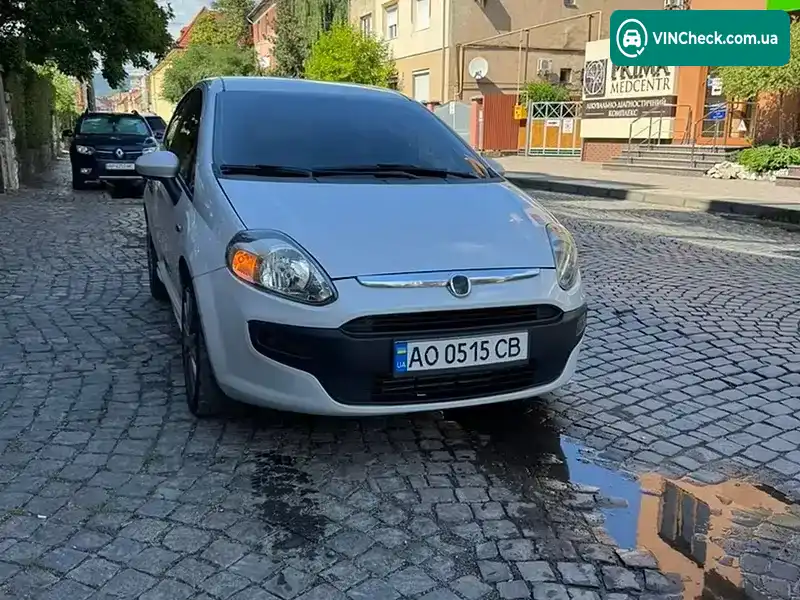 Fiat Punto 2010, фото з оголошення 1 з 16, VIN ZFA19900000723217