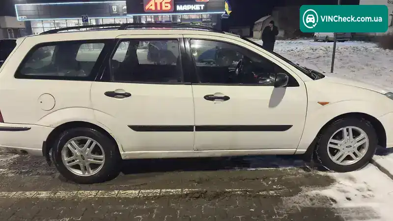 Ford Focus 2002, фото з оголошення 2 з 19, VIN WF0NXXWPDN2Y83571