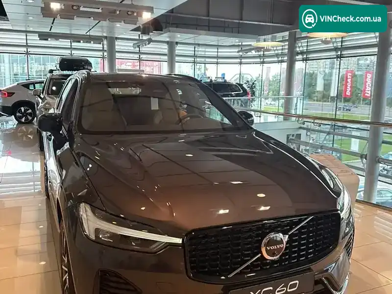 Volvo XC60 2024, фото з оголошення 2 з 15, VIN YV1UZL1V0R1903219