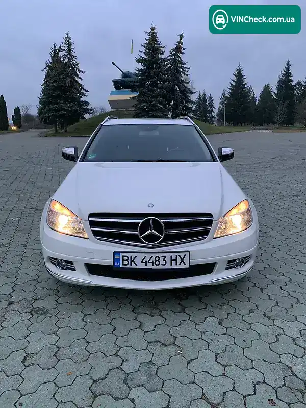 Mercedes-Benz C-Class 2008, фото з оголошення 2 з 20, VIN WDD2042081F134092
