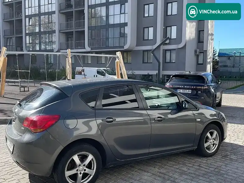 Opel Astra 2011, фото з оголошення 1 з 8, VIN W0LPD6EG1CG009859