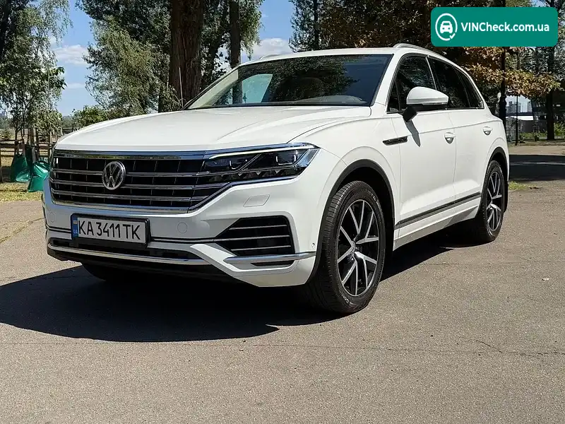 Volkswagen Touareg 2018, фото з оголошення 2 з 20, VIN WVGZZZCRZKD016640