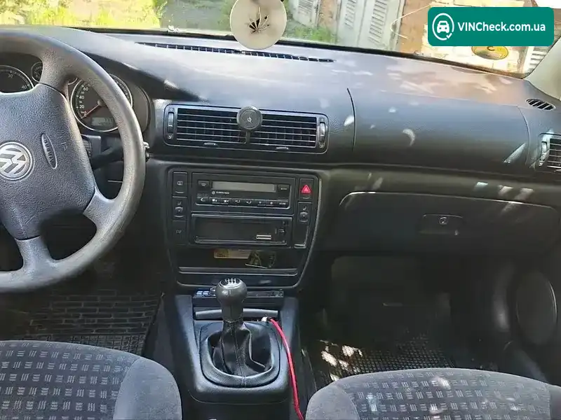 Volkswagen Passat 2003, фото з оголошення 1 з 5, VIN WVWZZZ3BZ4E017905