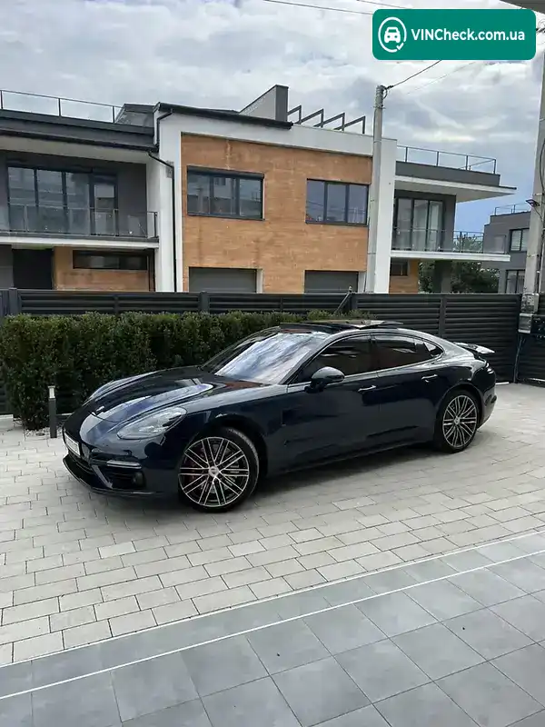 Porsche Panamera 2017, фото з оголошення, VIN WP0AF2A70HL150422