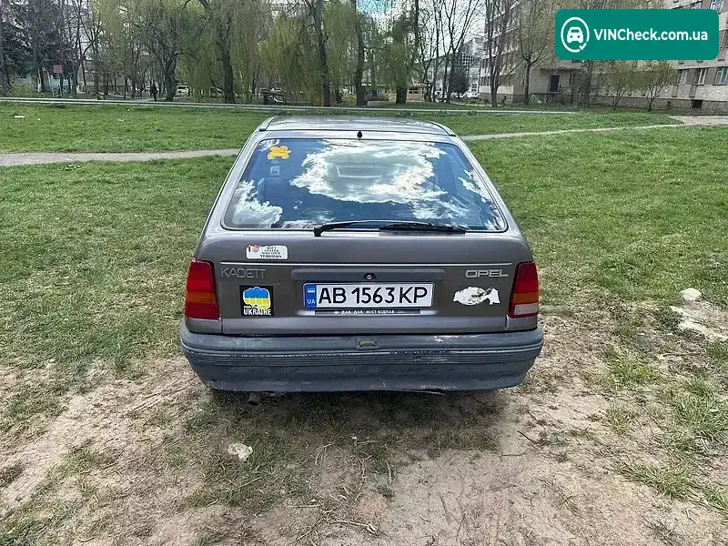 Opel Kadett 1988, фото з оголошення 2 з 11, VIN W0L000044J5321436