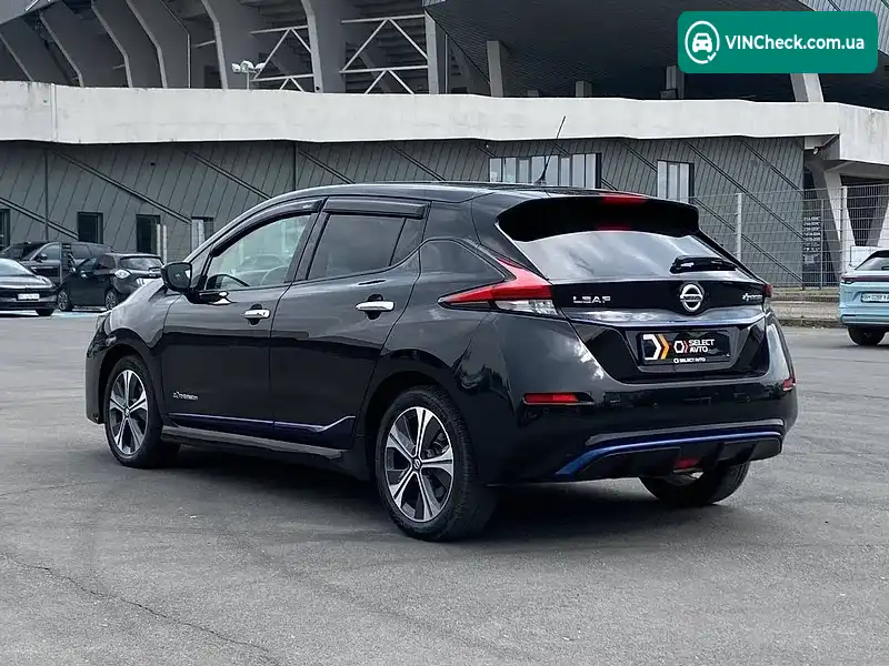 Nissan Leaf 2018, фото з оголошення 2 з 20, VIN SJNFAAZE1U0033169