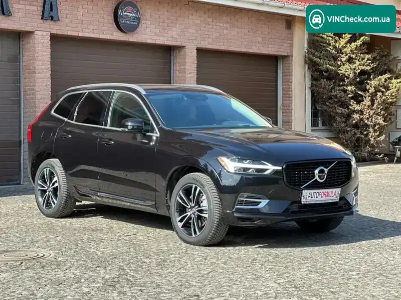 Volvo XC60 2019, фото з оголошення 1 з 21, VIN YV4BR0DKXL1453614