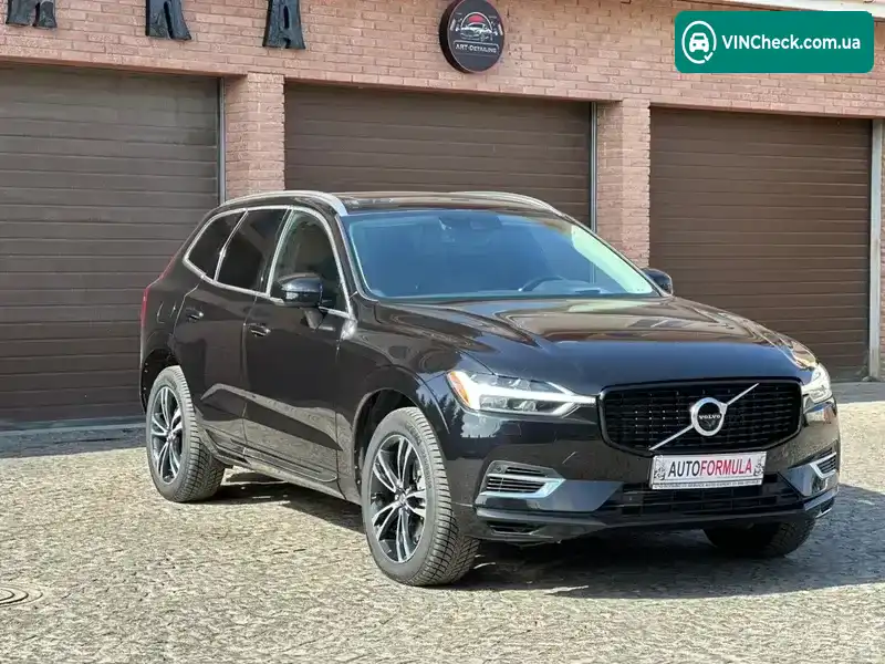 Volvo XC60 2019, фото з оголошення 2 з 21, VIN YV4BR0DKXL1453614