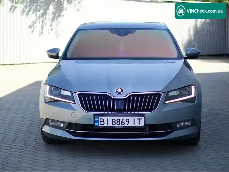 Skoda Superb 2017, фото з оголошення 2 з 20, VIN TMBCJ9NP5J7500796