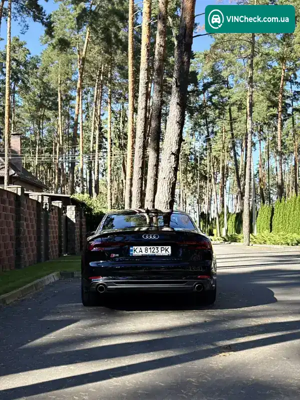 Audi A5 2018, фото з оголошення 2 з 21, VIN WAUTNAF53JA134694