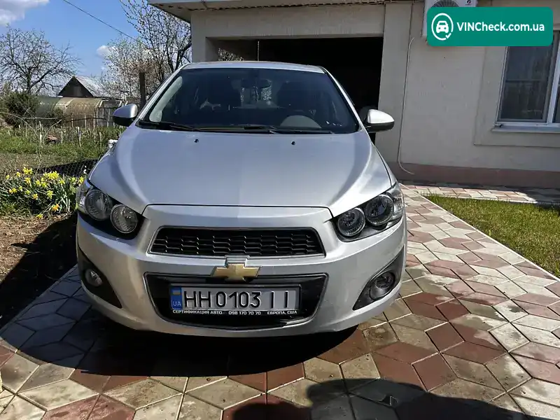Chevrolet Sonic 2016, фото з оголошення 2 з 21, VIN 1G1JF5SB0H4124314