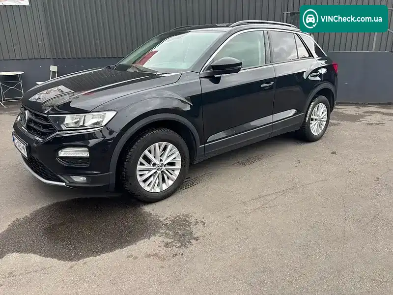 Volkswagen T-Roc 2019, фото з оголошення 1 з 7, VIN WVGZZZA1ZLV033945