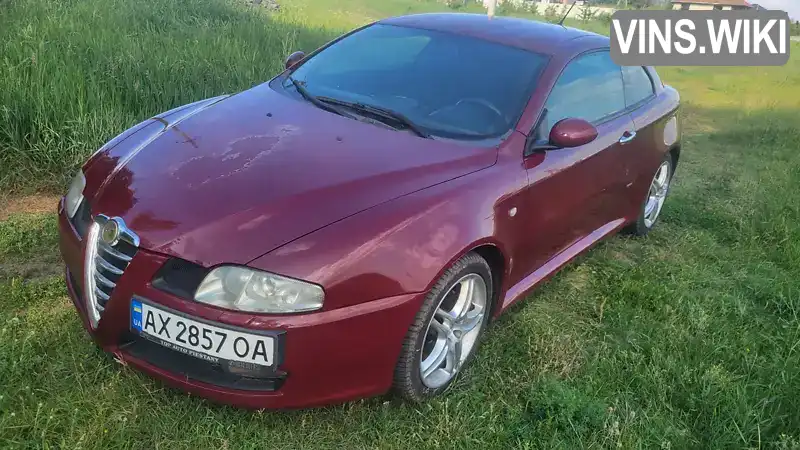 Alfa Romeo GT 2005, фото з оголошення 2 з 18, VIN ZAR93700003276120