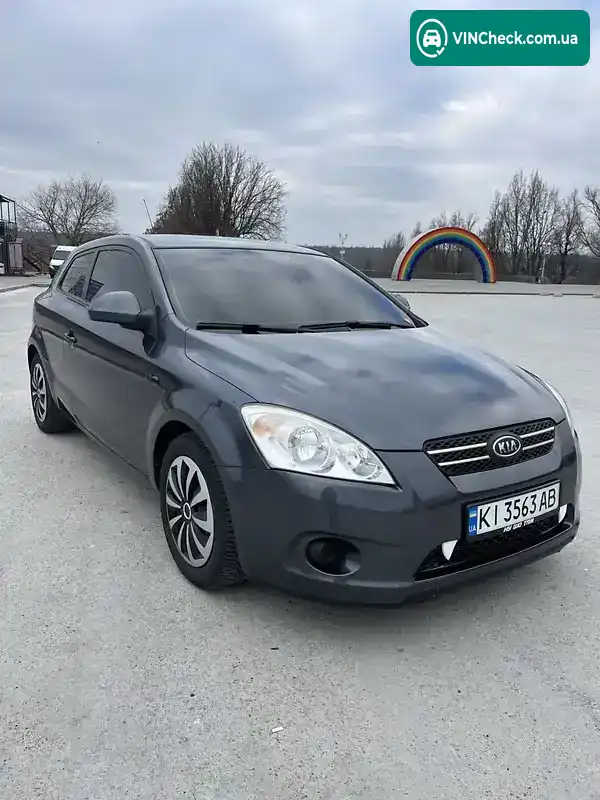 Kia Ceed 2007, фото з оголошення 1 з 12, VIN U5YFF23128L005156