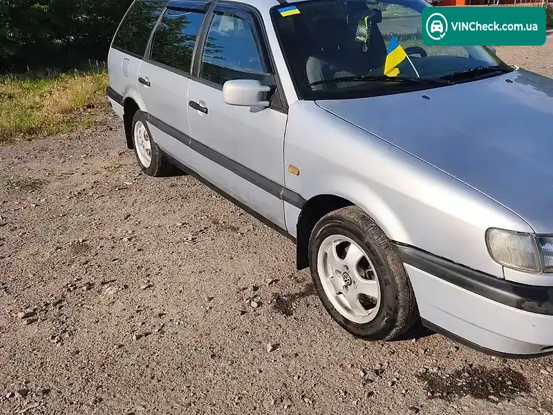 Volkswagen Passat 1996, фото з оголошення 2 з 20, VIN WVWZZZ3AZTE236793
