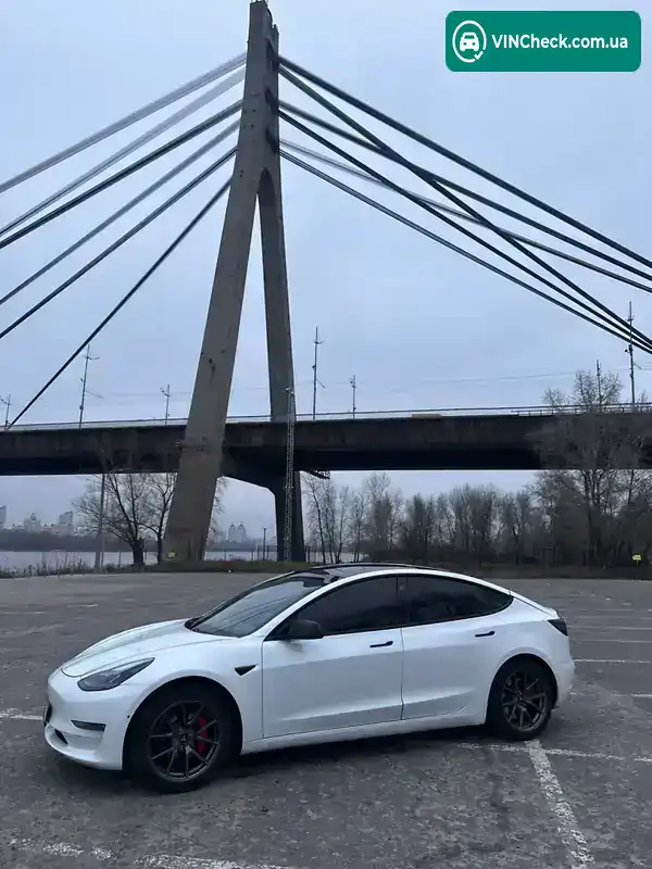 Tesla Model 3 2021, фото з оголошення 1 з 15, VIN 5YJ3E1EA3MF877854