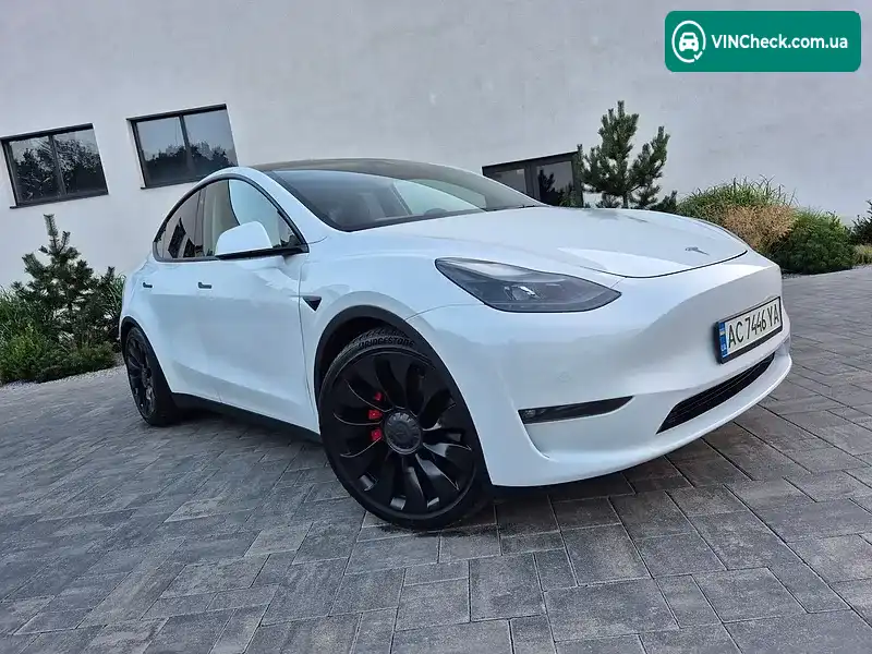 Tesla Model Y 2022, фото з оголошення 1 з 13, VIN 7SAYGDEF5NF493186