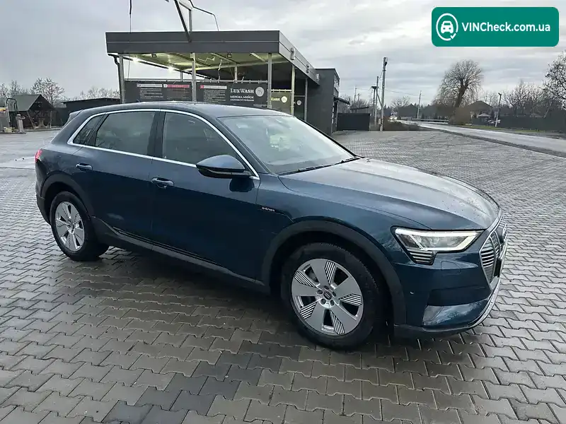 Audi e-tron 2019, фото з оголошення 1 з 21, VIN WAUZZZGE3LB009333