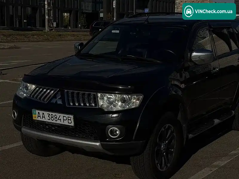 Mitsubishi Pajero Sport 2012, фото з оголошення 2 з 9, VIN MMCGYKH40CFZ02320