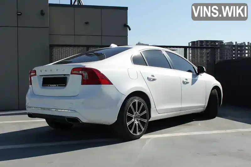 Volvo S60 2018, фото з оголошення 2 з 21, VIN LYV402HK3JB185829