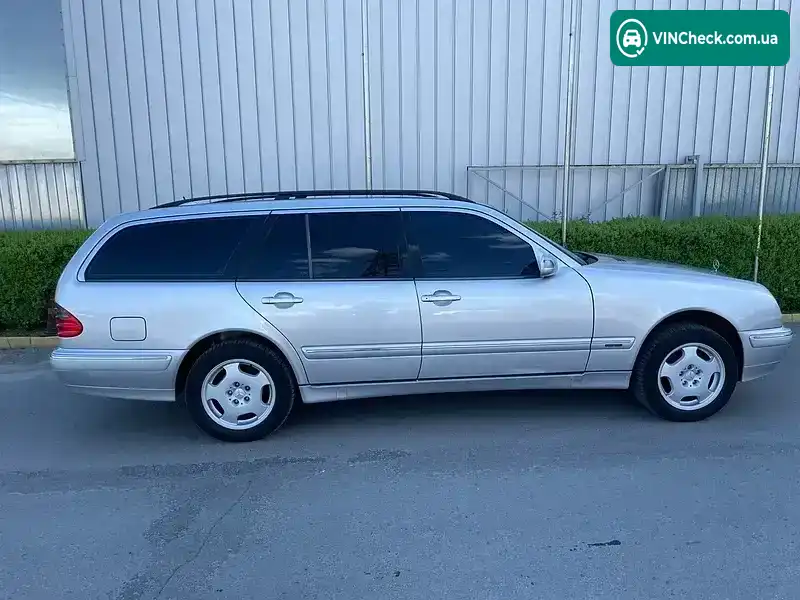Mercedes-Benz E-Class 2002, фото з оголошення 2 з 21, VIN WDB2102161X073380