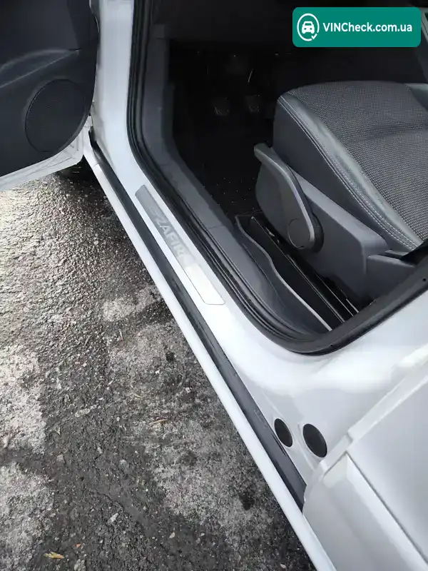 Opel Zafira 2010, фото з оголошення 2 з 10, VIN W0L0AHM75AG060350