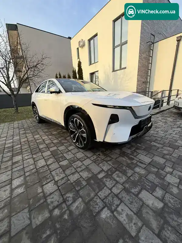 Mazda EZ-60 2025, фото з оголошення 1 з 17, VIN LVRHDCEMXSN013787