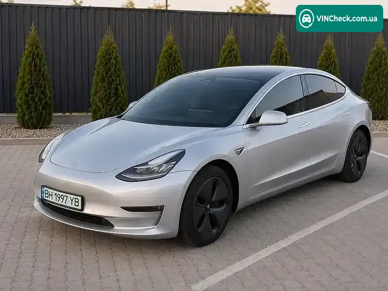 Tesla Model 3 2018, фото з оголошення 1 з 12, VIN 5YJ3E1EA8JF095349