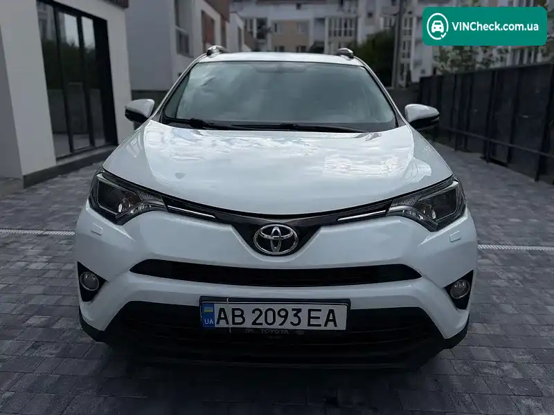 Toyota RAV4 2018, фото з оголошення 2 з 20, VIN JTMZDREV30J162641