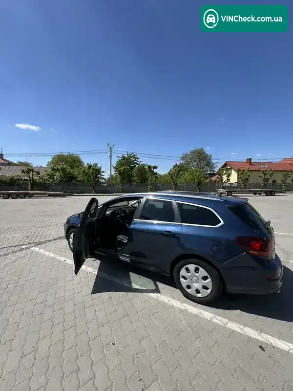 Opel Astra 2012, фото з оголошення 1 з 6, VIN W0LPE8EN1C8064328