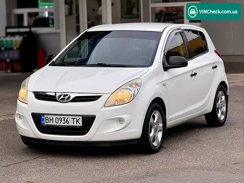 Hyundai i20 2010, фото з оголошення 1 з 20, VIN MALBA51BAAM172576