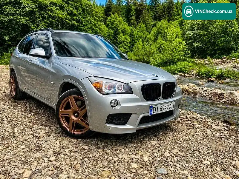 BMW X1 2015, фото з оголошення 1 з 20, VIN WBAVM1C57FV498424