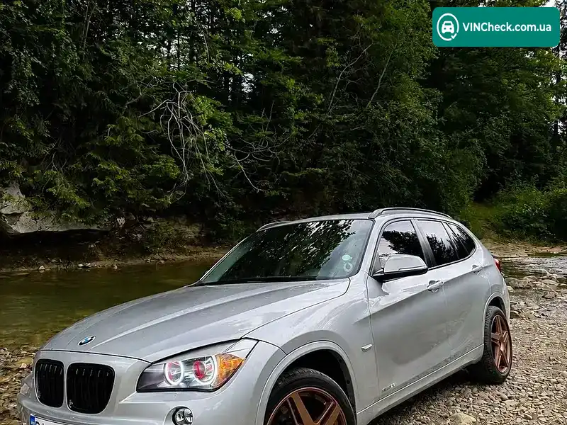 BMW X1 2015, фото з оголошення 2 з 20, VIN WBAVM1C57FV498424