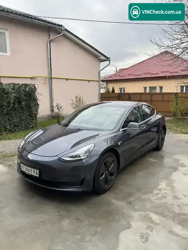 Tesla Model 3 2018, фото з оголошення 2 з 20, VIN 5YJ3E1EA9JF044636