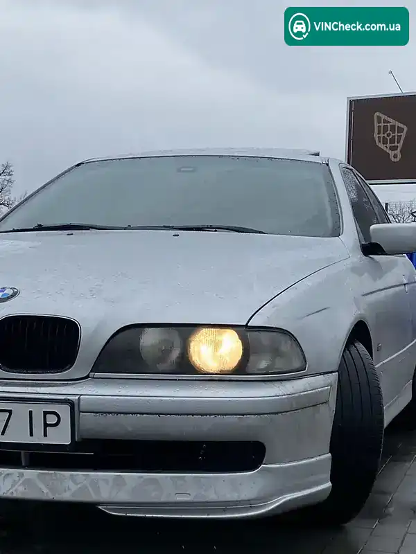 BMW 5 Series 1997, фото з оголошення 2 з 14, VIN WBADF71070BS33527