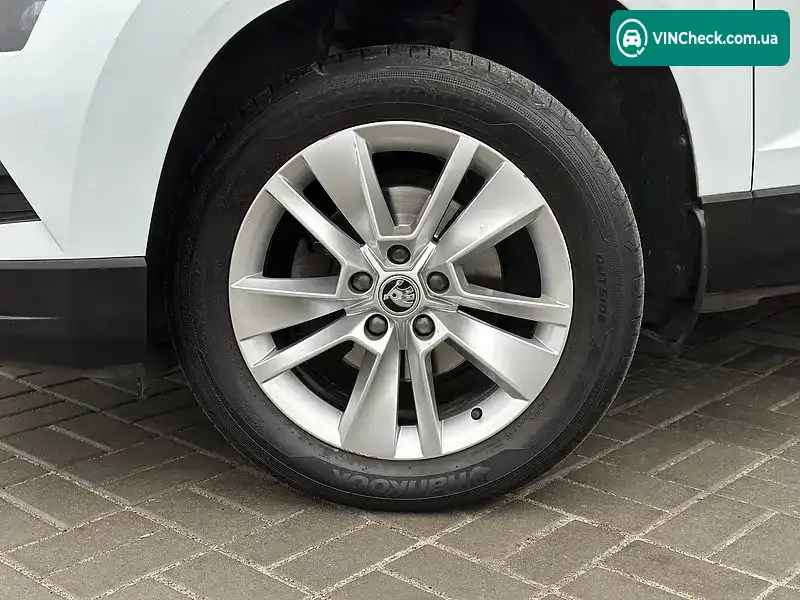 Skoda Karoq 2021, фото з оголошення 2 з 20, VIN TMBJC6NU6MB250606