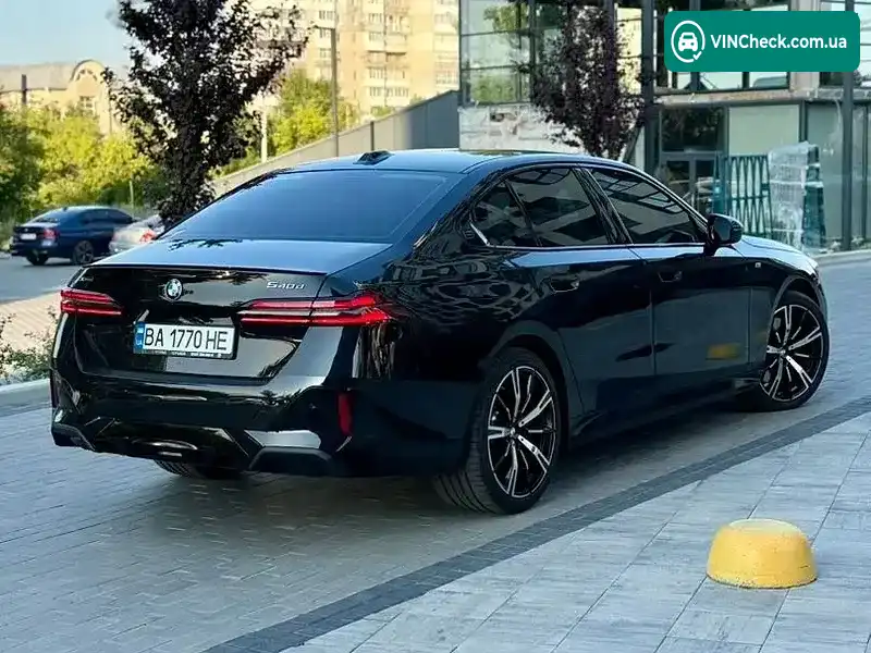 BMW 5 Series 2025, фото з оголошення 2 з 18, VIN WBA31FL060CV58486