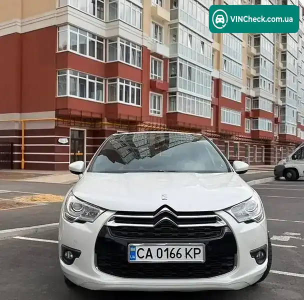 Citroen DS4 2013, фото з оголошення 2 з 20, VIN VF7NXRHHADY504027