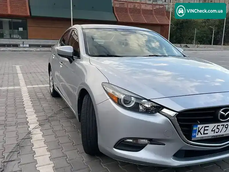 Mazda 3 2018, фото з оголошення 2 з 21, VIN 3MZBN1U79JM219624