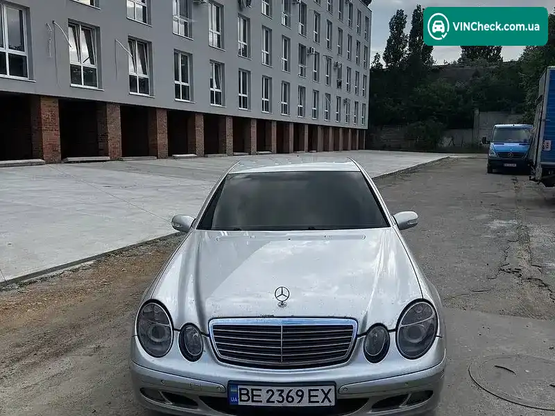 Mercedes-Benz E-Class 2004, фото з оголошення 1 з 10, VIN WDB2110061A532650