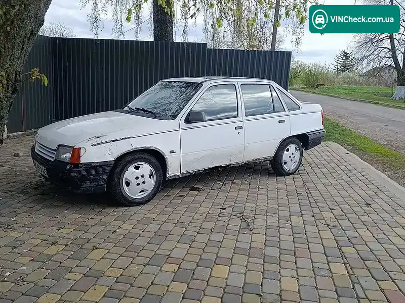 Opel Kadett 1990, фото з оголошення 1 з 11, VIN W0L000039L2501119