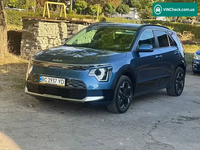 Kia Niro 2023, фото з оголошення 1 з 18, VIN KNDCR3L16R5095723