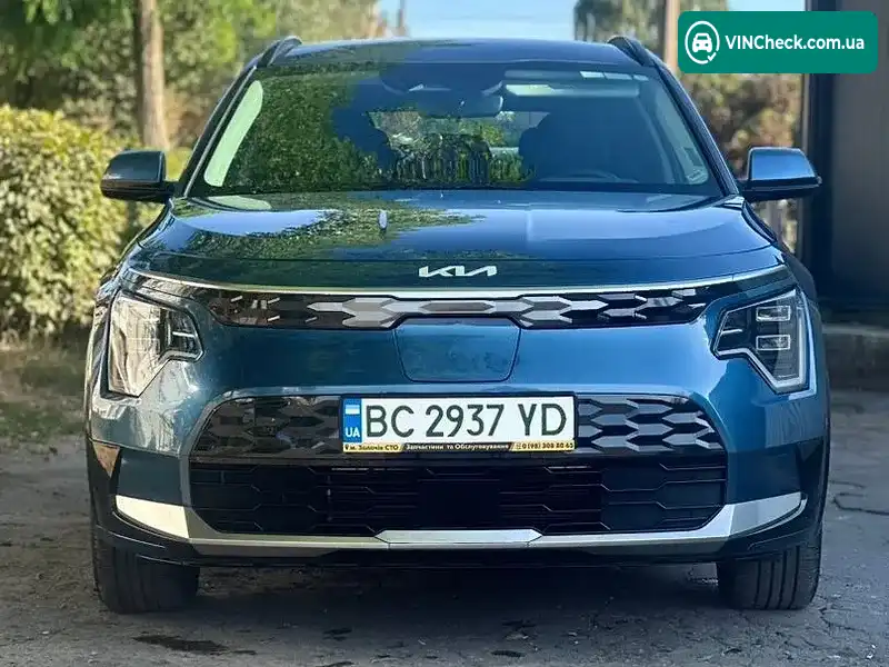Kia Niro 2023, фото з оголошення 2 з 18, VIN KNDCR3L16R5095723